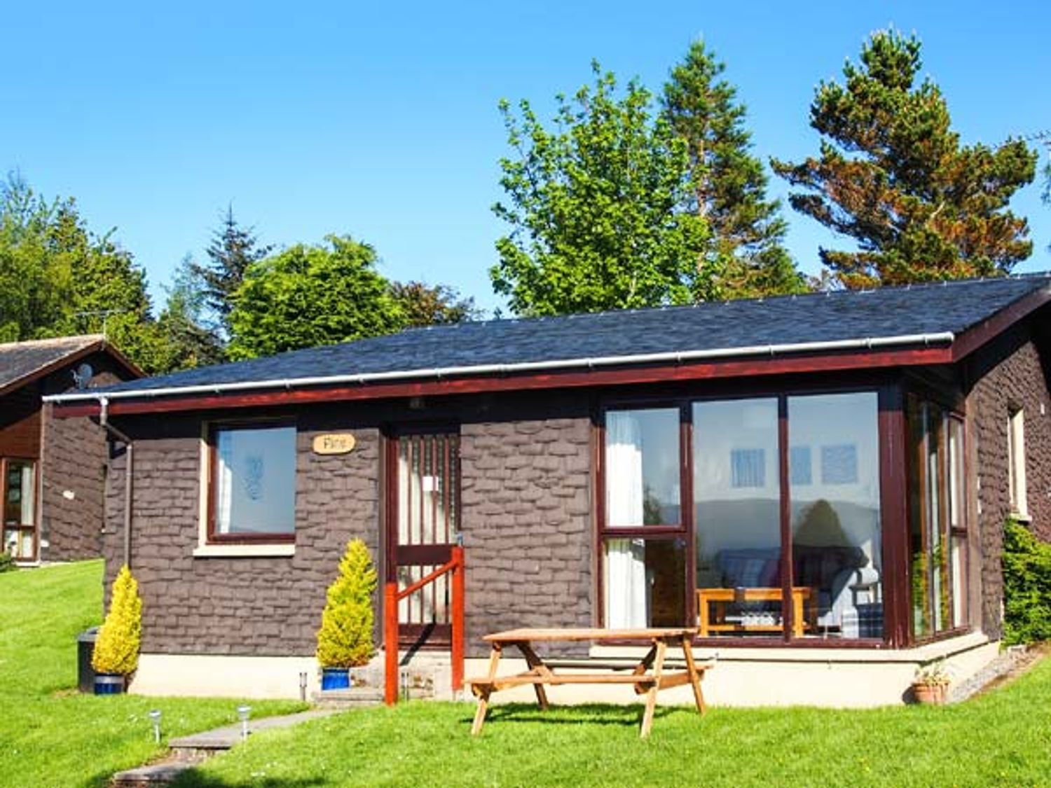Pine Lodge Dingwall Dingwall, Highland Self Catering Holiday Lodges