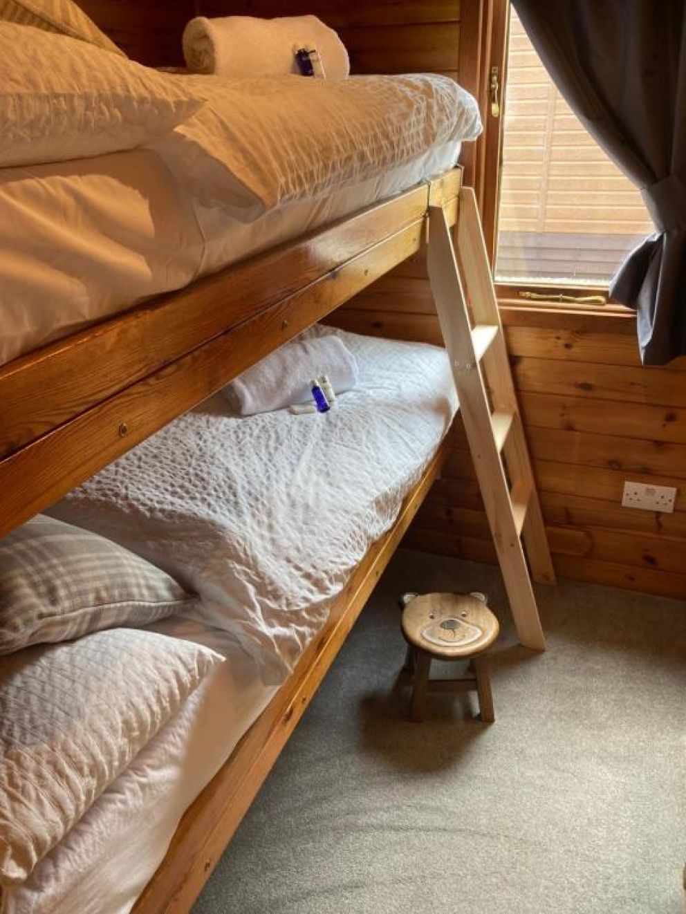 Riverside Lodge Retreat, Aviemore, Highlands -  holiday lodge sleeping 6 located on the banks of River Spey in Scotland