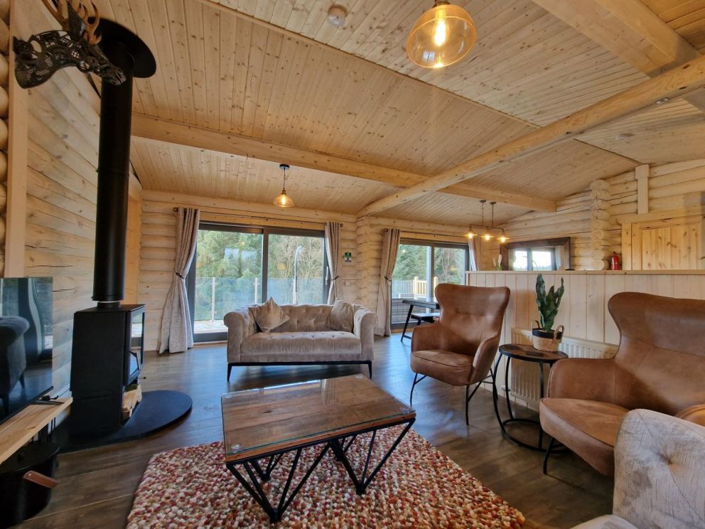 Woodland Retreat Hot Tub Cabin Scotland