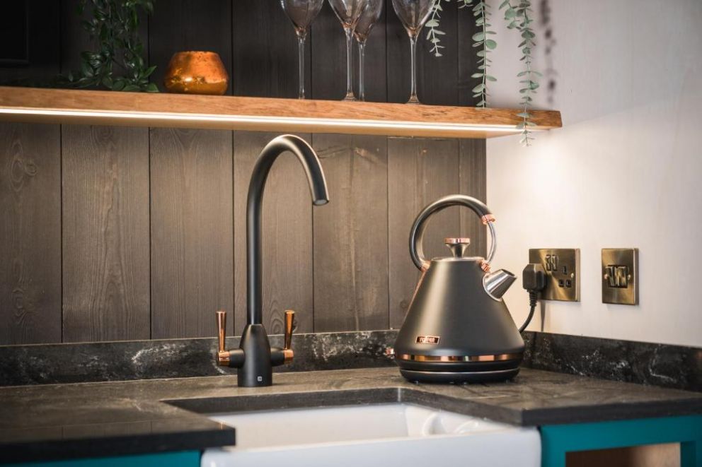 Ashling Park Estate in Stoughton - for rent  with terrace and WiFi