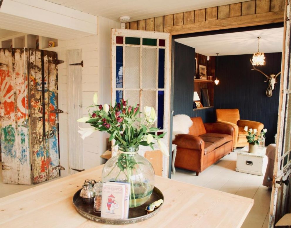 Beach House at Camber Sands, East Sussex - sleeping 12 guests, close to the beach