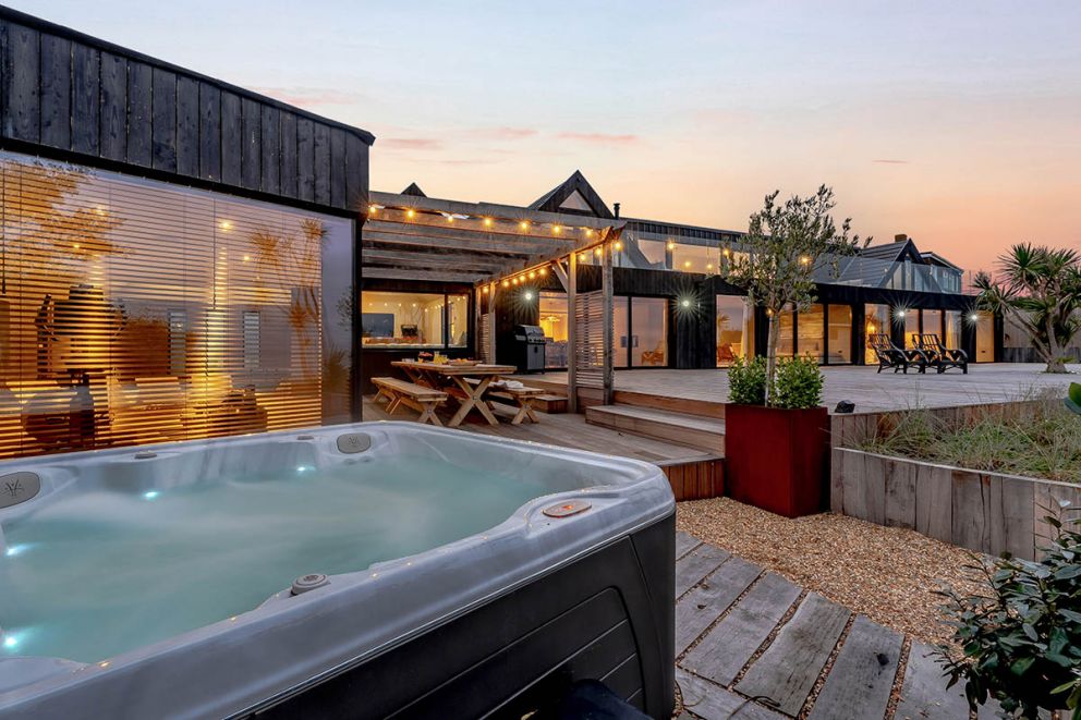 Black Pearl Lodge