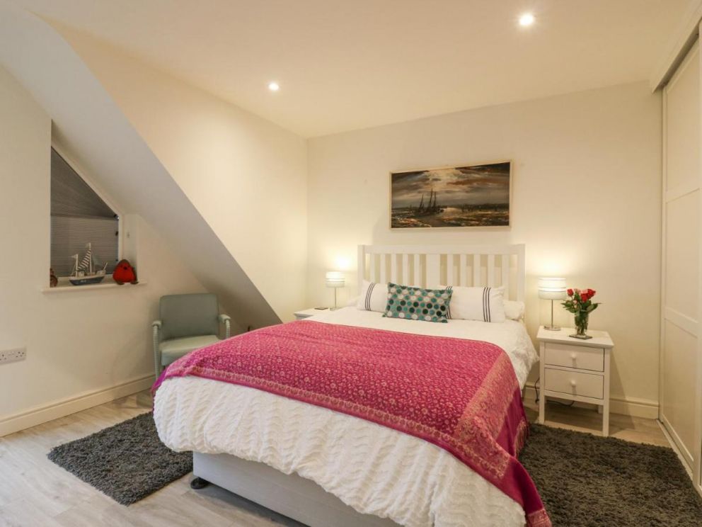 Bucket and Spades- Right on the Beach East Sussex