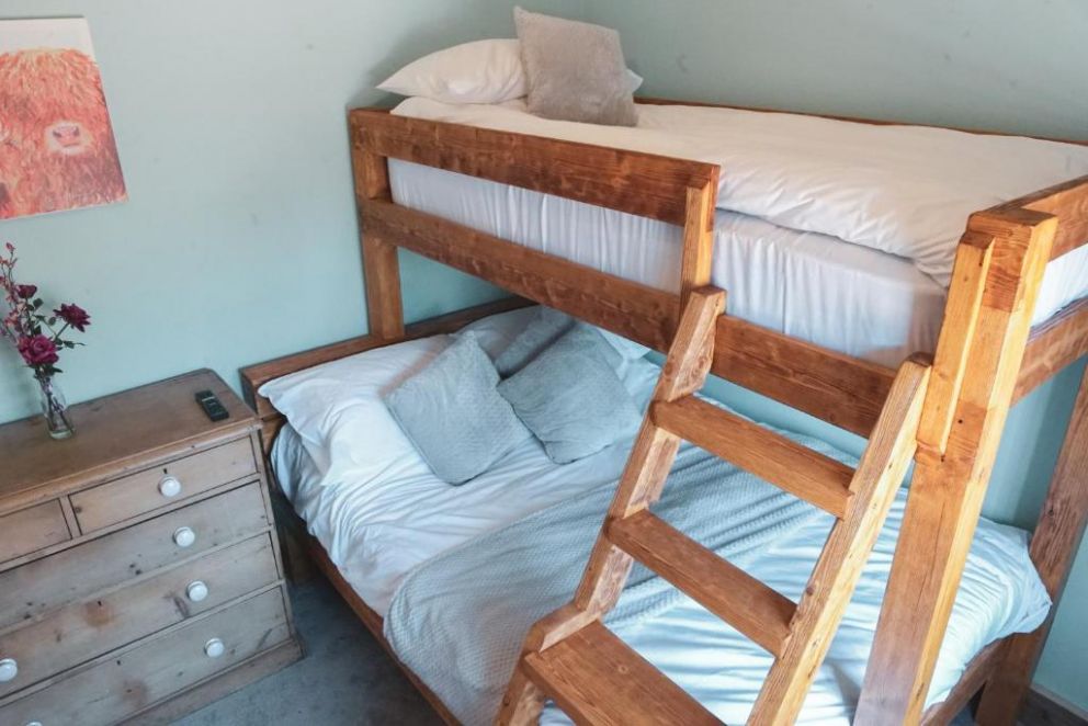 Cheesemans Farm Stables, Monston, Kent - for rent with hot tub, wood burner and close to the beach