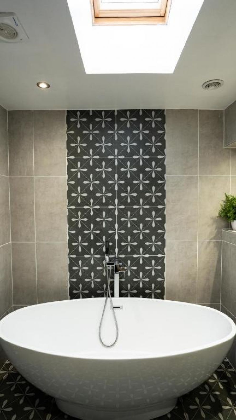 Chestnut Meadow Country Park, East Sussex - 3 bedroom lodge, with hot tub