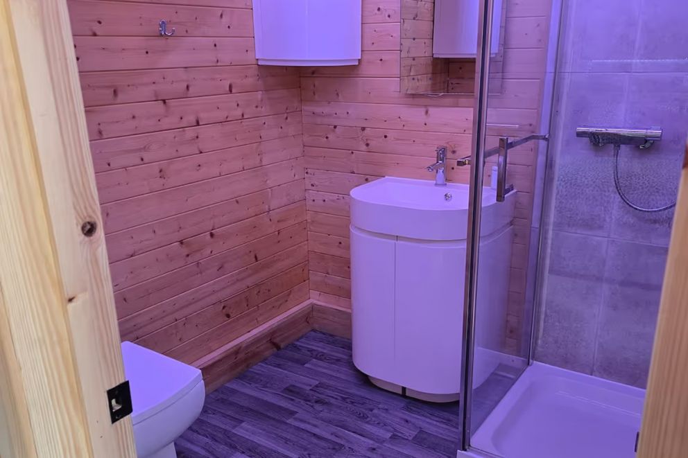 Pet Friendly Private Cabin Town Eurotunnel Beach