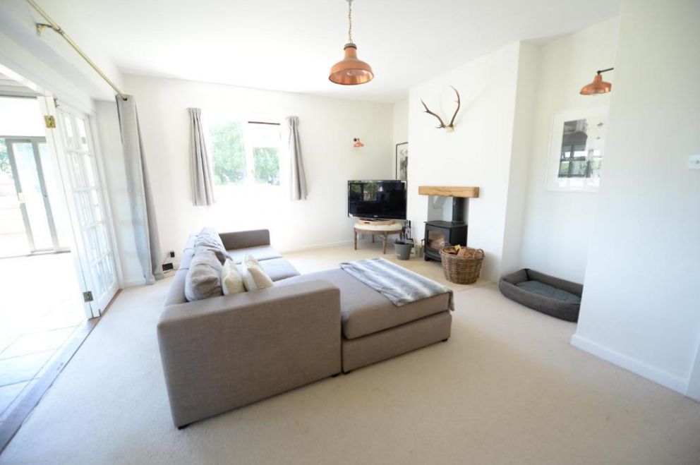 Pinkmead Estate, Osborne, Isle of Wight - for rent with sauna and lake views