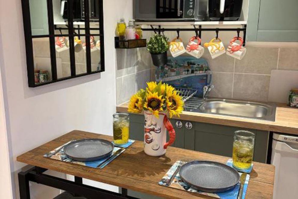 Sea Breeze Retreat in Hayling