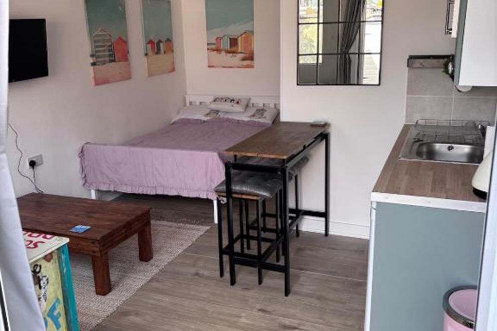 Sea Breeze Retreat in Hayling