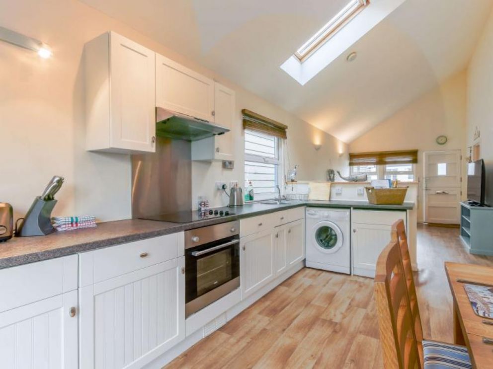 Seaside Lodge in Cowes - for rent close to the sea