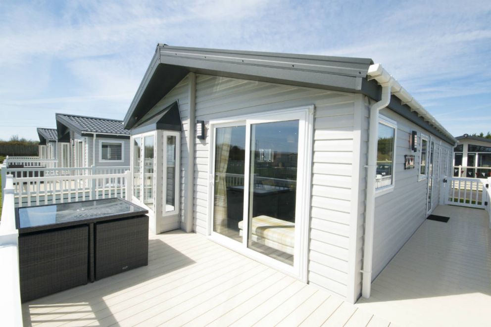Seaview Holiday Park Whitstable, Kent Self Catering Holiday Lodges