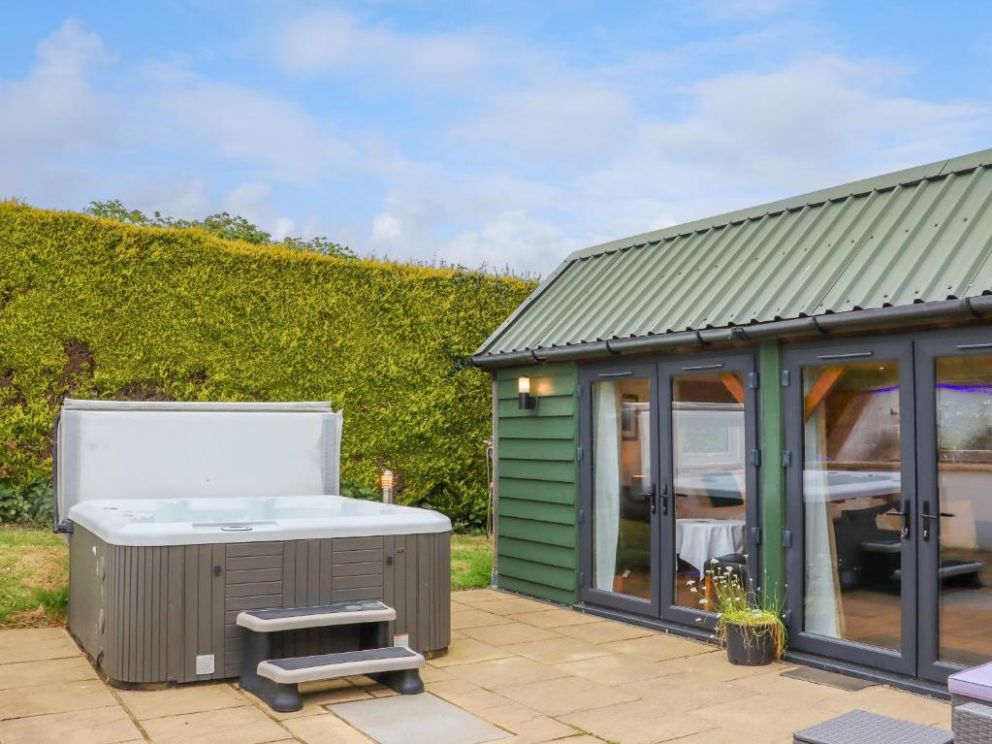 The Little Acorn, Sussex