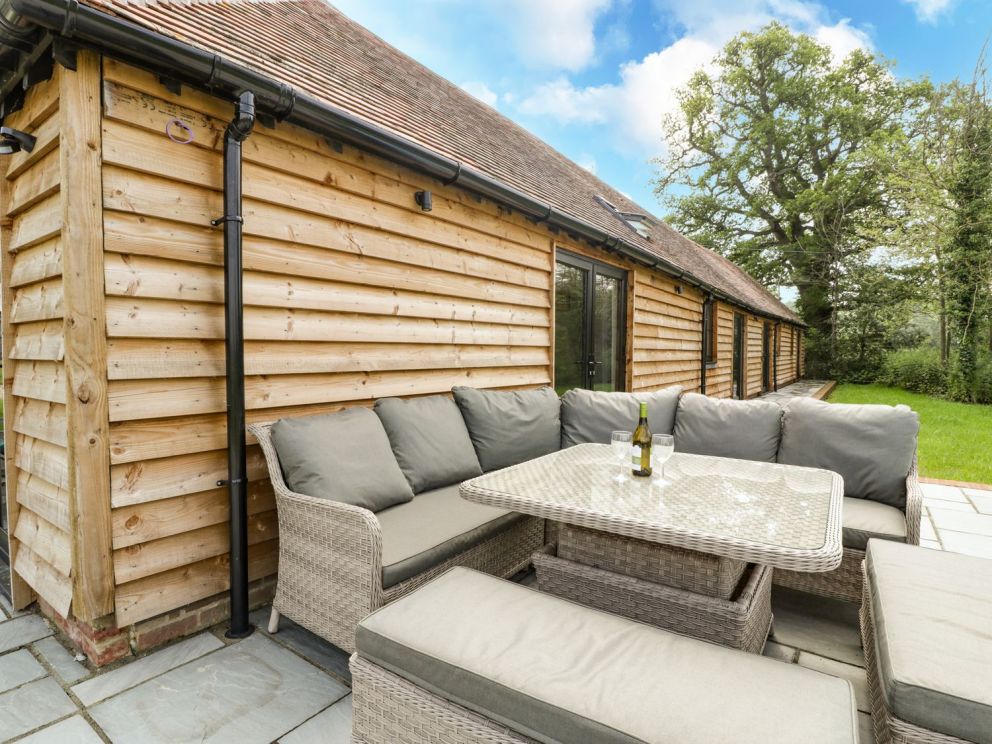 The Old Dairy at Finchampstead - for rent sleeping up to 6 people