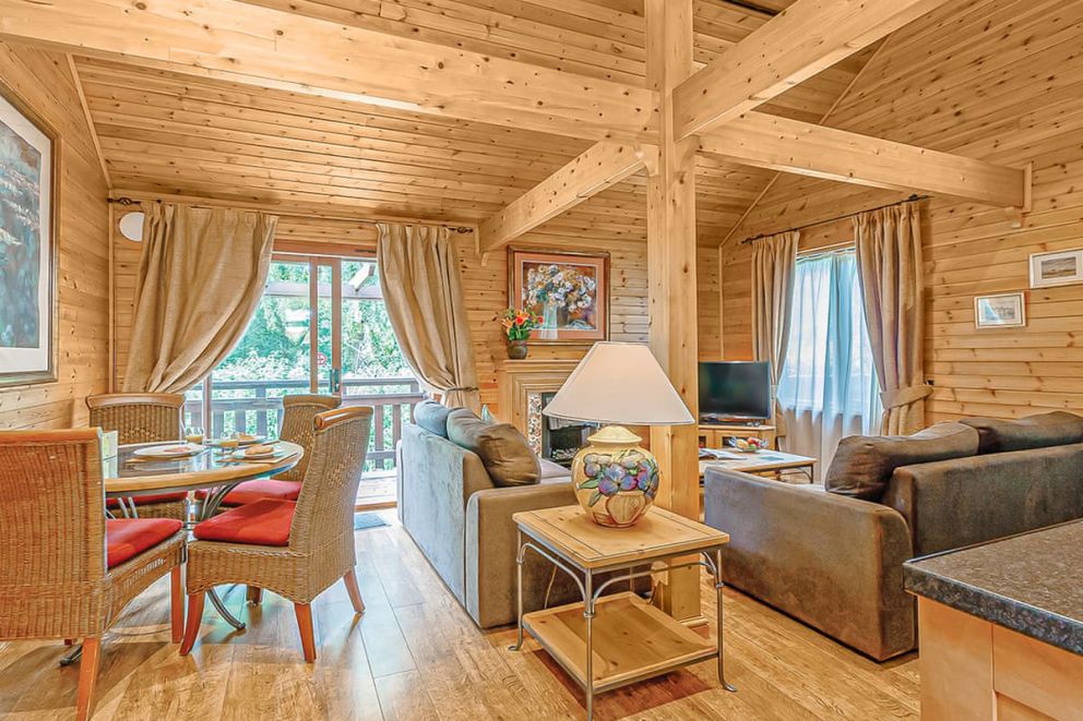 Tilford Woods Lodge Retreat