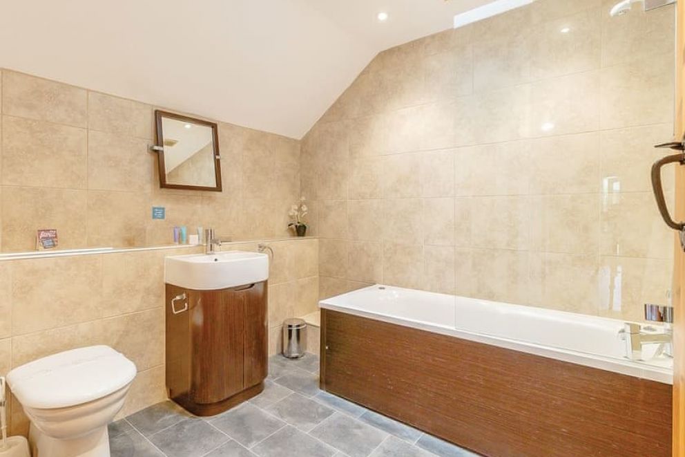 Tilford Woods Lodge Retreat Surrey