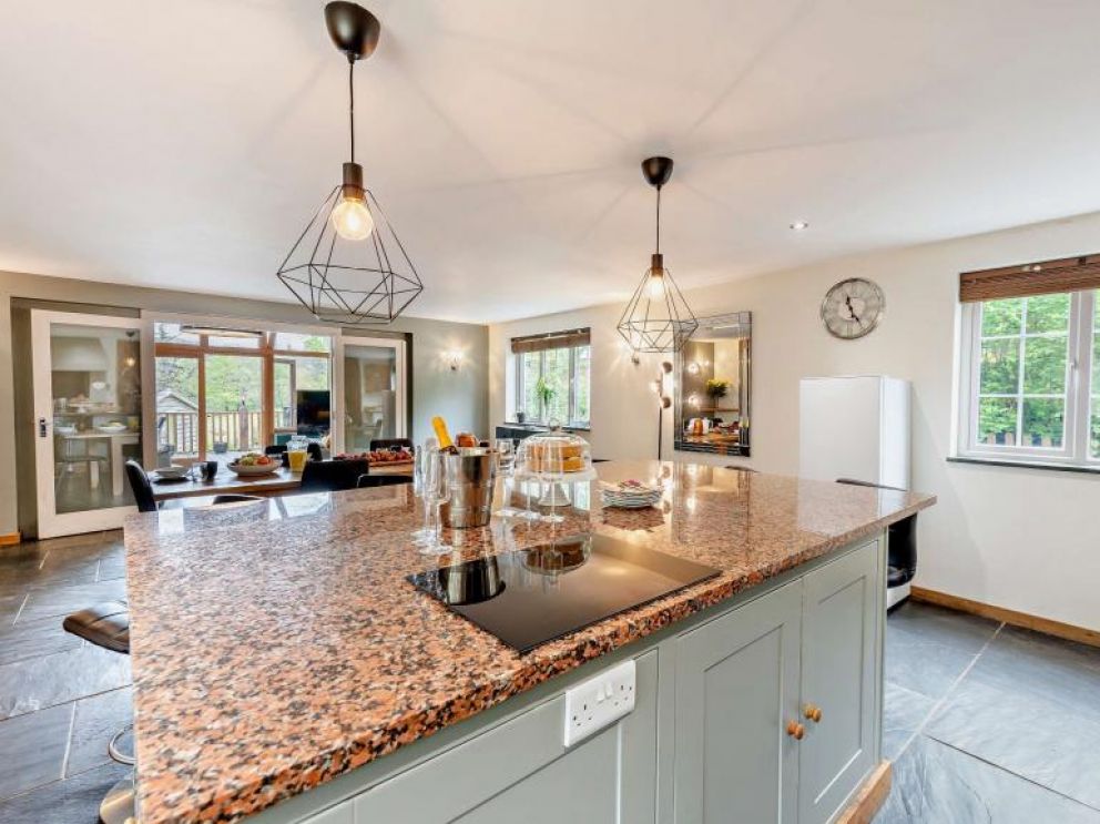 4 Dogs Welcome Luxury Lodge in Bude