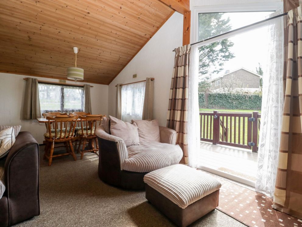 52 Glenside at Hoburne Naish in Hampshire - for rent on holiday park with indoor & outdoor swimming pools