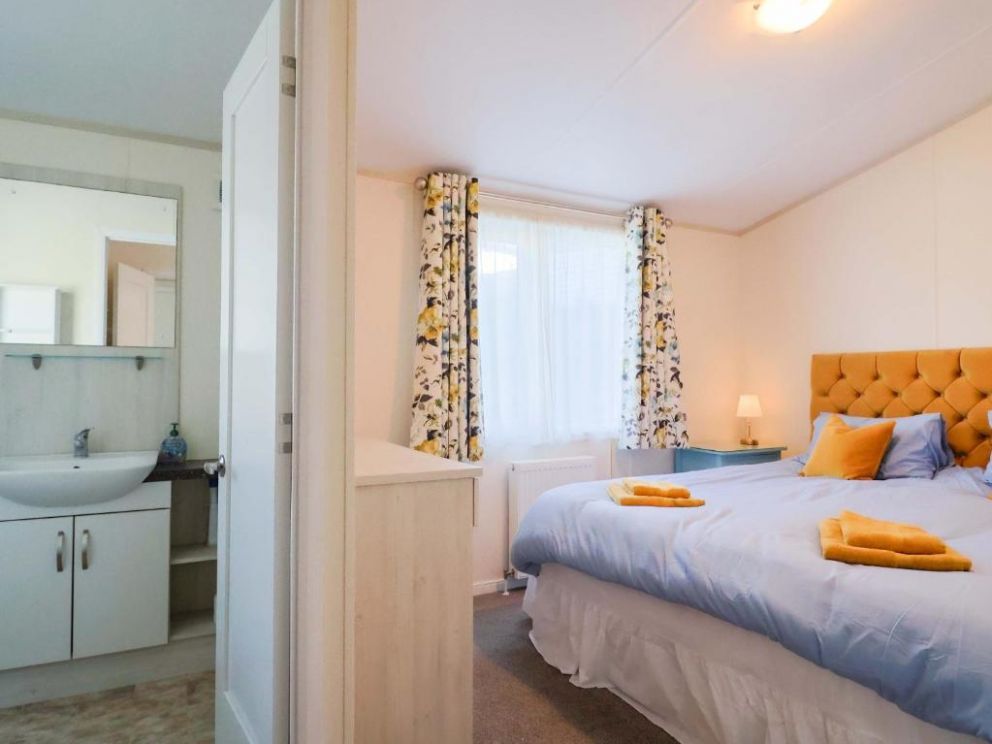 91 Swanage Coastal Park, Dorset