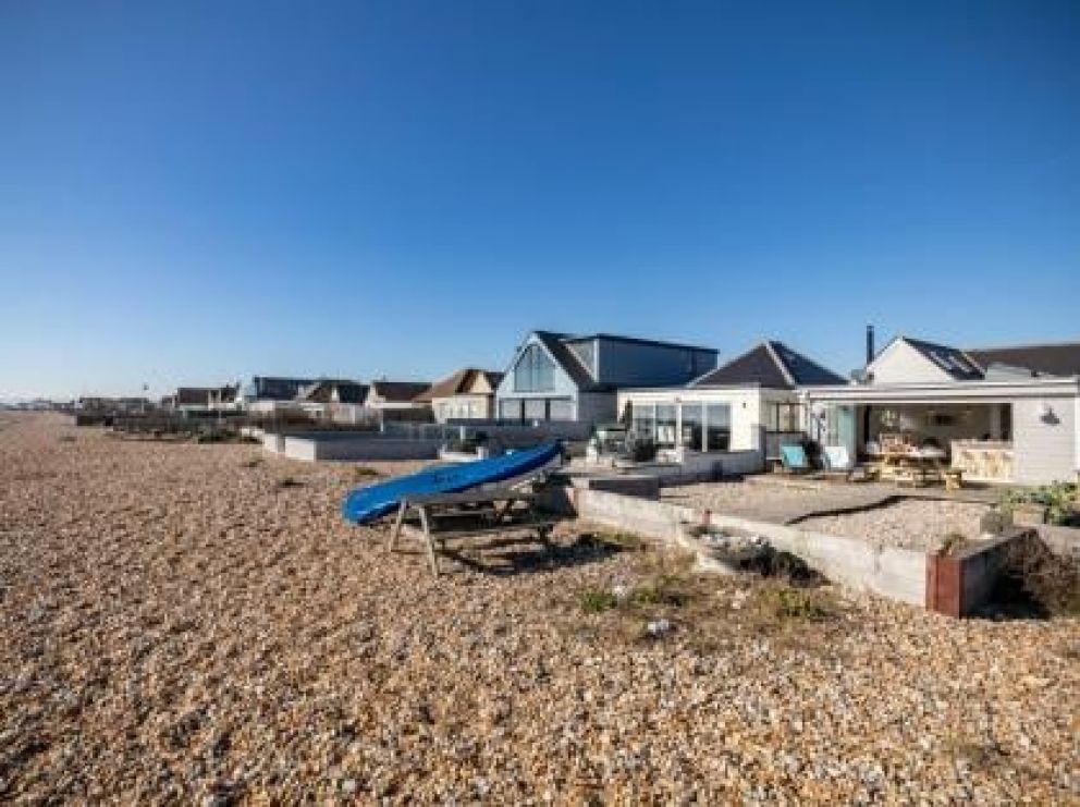 Beach Retreat Lodge at Pevensey Bay Pevensey, East Sussex Self