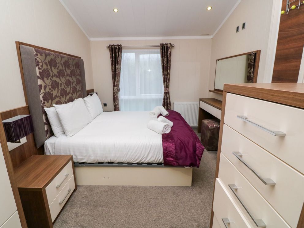 Bossiney Bay Holiday Village Cornwall Sykes