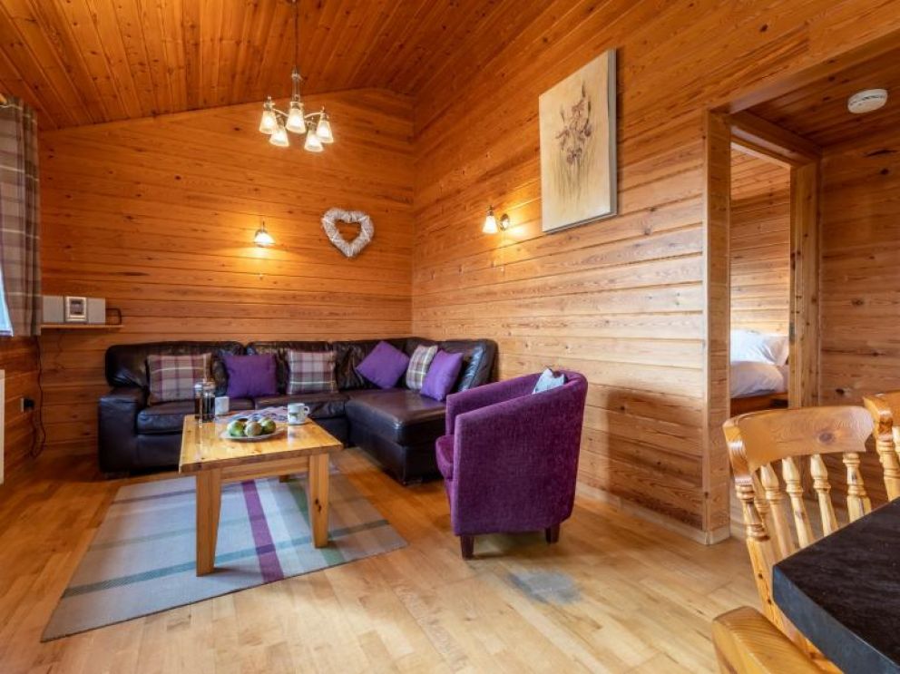 Cabins at Clovelly Lakes - lakeside lodges for rent. With open plan living area