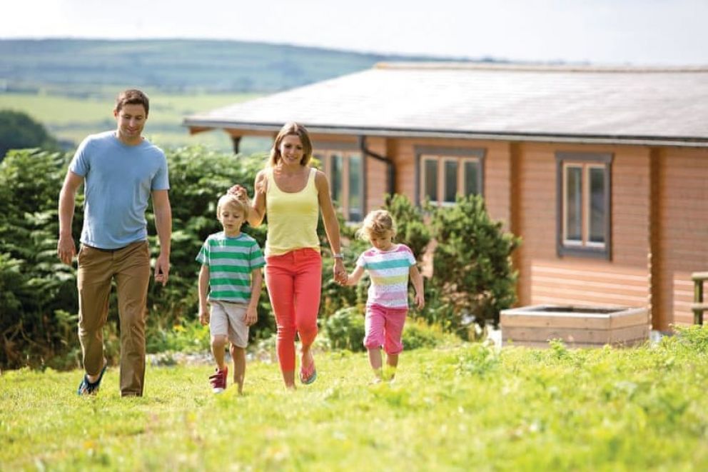 Caddy's Corner Lodges with hot tubs in Cornwall 2