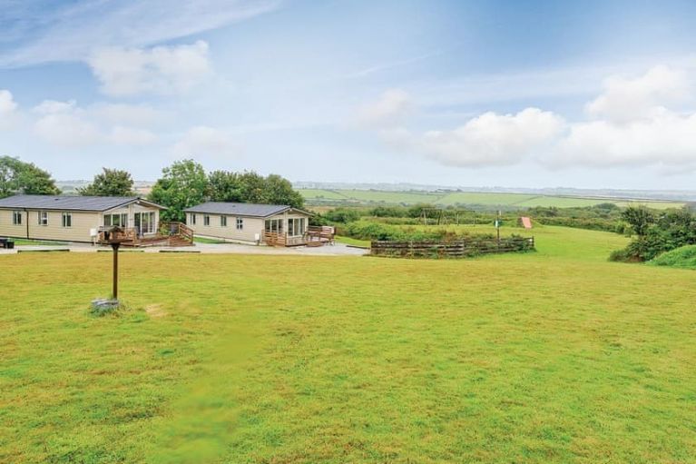 Caddy's Corner Lodges Nr Falmouth, Cornwall Self Catering Holiday