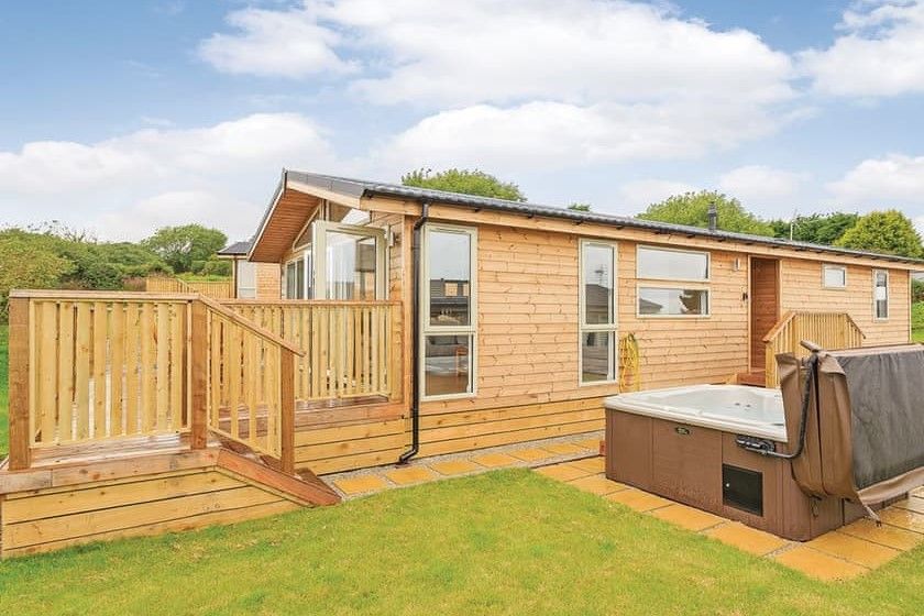 Caddy's Corner Lodges Nr Falmouth, Cornwall Self Catering Holiday
