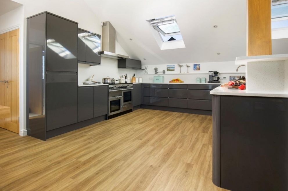 Self catering cottage with sea views in Cornwall