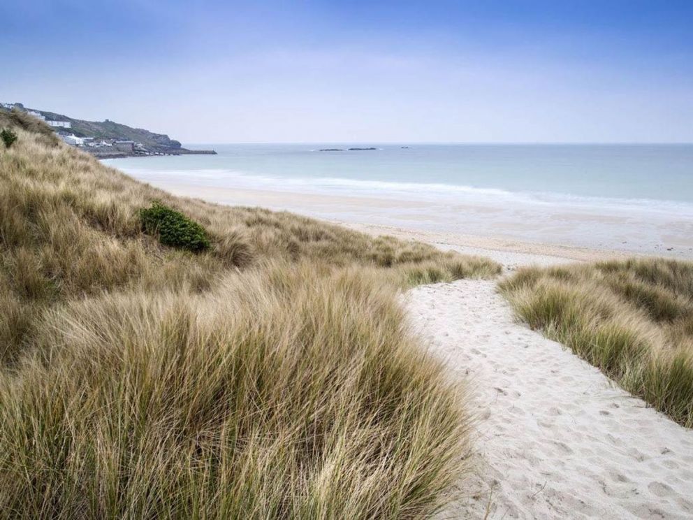 Chywolow Lodge Cornwall nearby beach