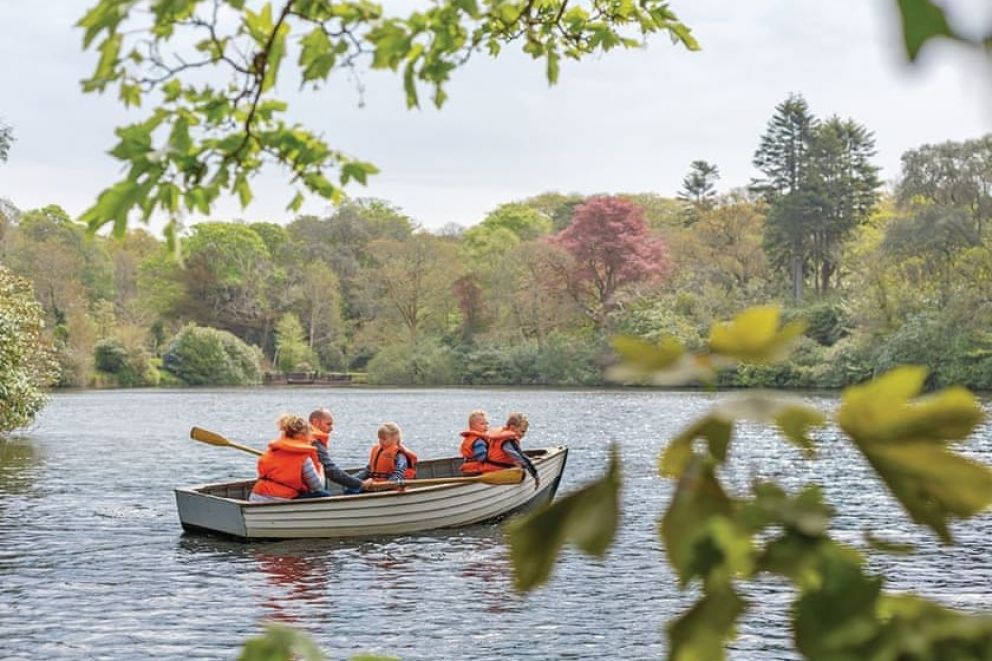 Clowance Cornwall lodges with leisure facilities