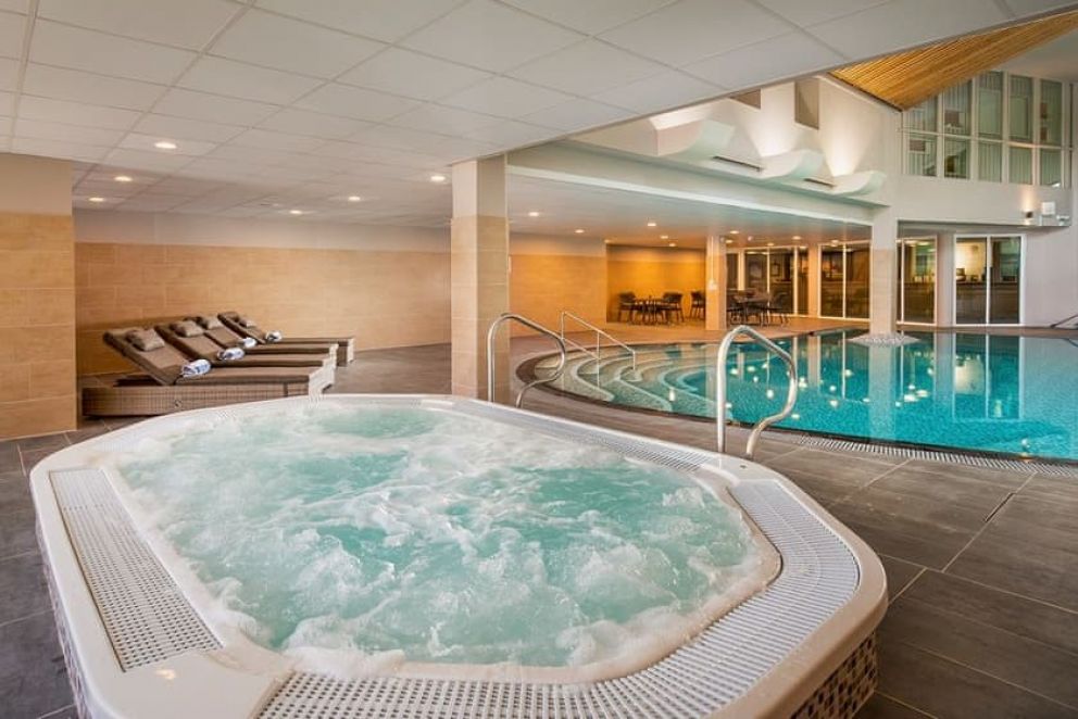 Clowance Cornwall lodges with indoor pool and spa