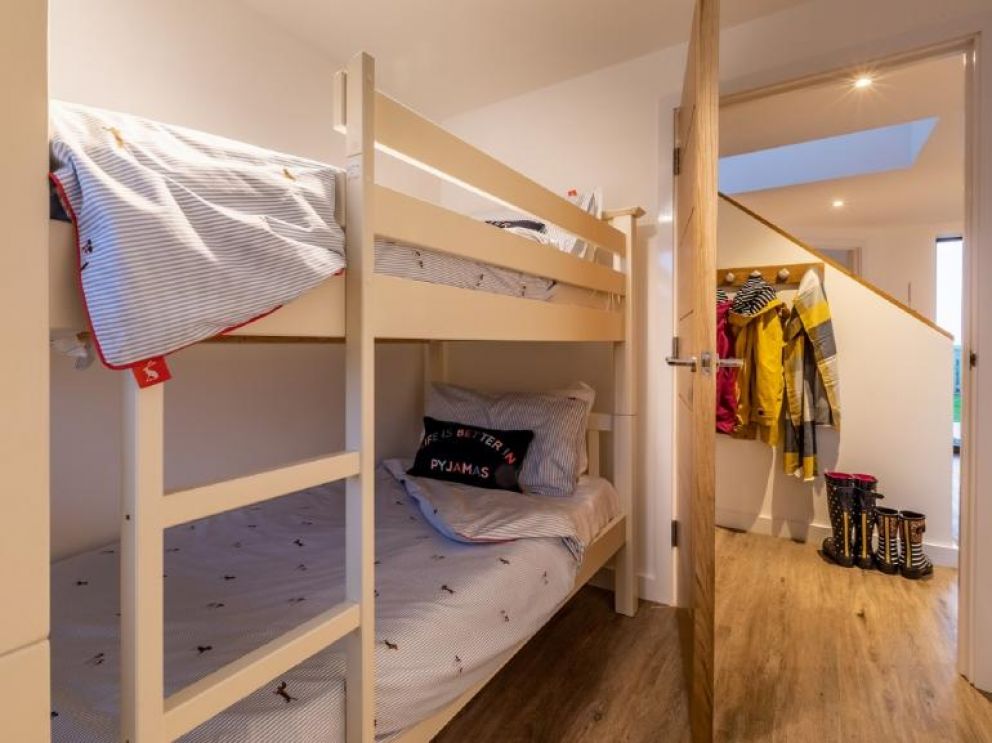 Contemporary Beach Lodge - for rent in Westward Ho! close to the beach with wood burner