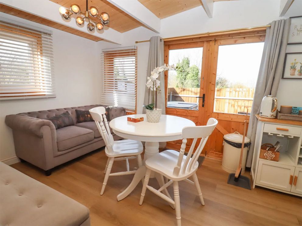 Downwood Holidays, Blandford Forum, Dorset - holiday lodges with hot tub, some pet friendly