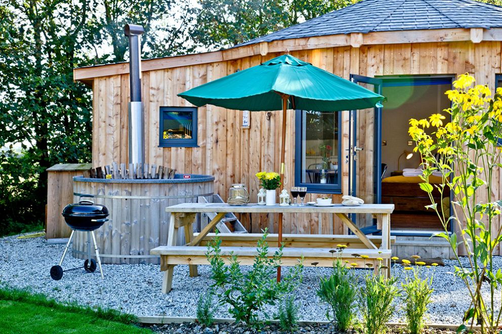 East Thorne luxury glamping in Cornwall with hot tubs