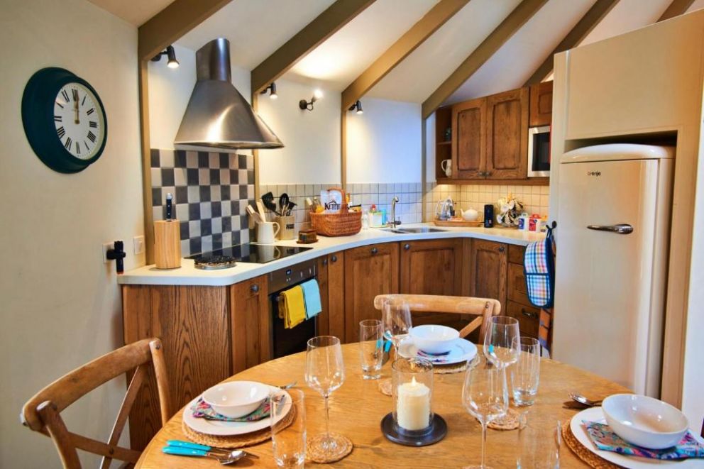 Owl Luxury Treehouse at Dittisham Hideaway Devon