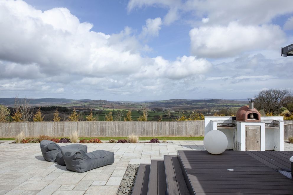 Huxham View in Devon. Luxury holiday for large groups with hot tub and spa