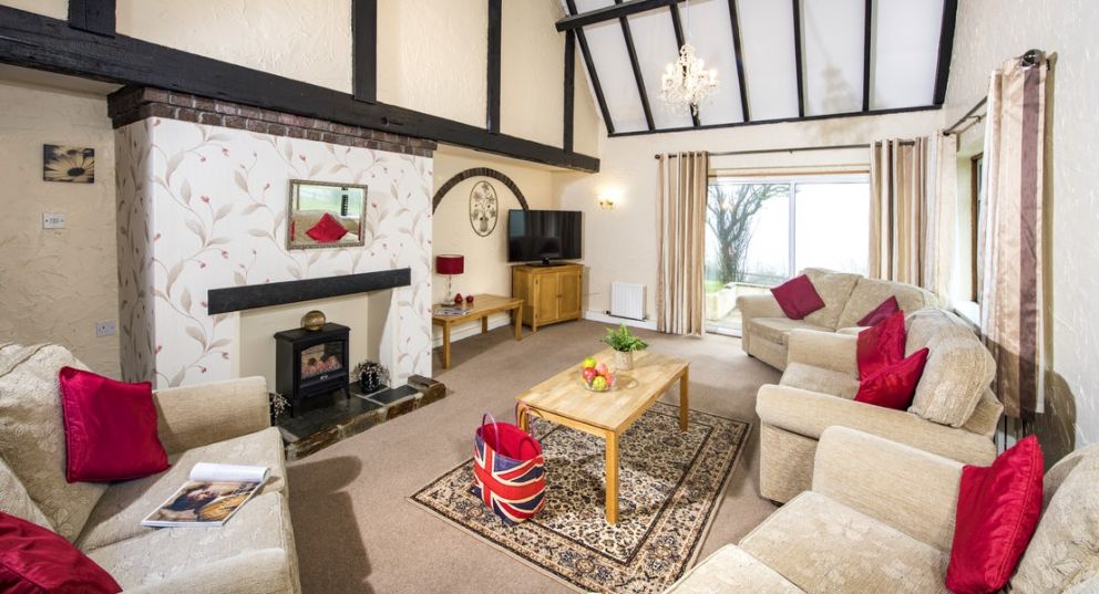 Killigarth Manor Holiday Park in Polperro - to rent on park with swimming pool and fitness suite