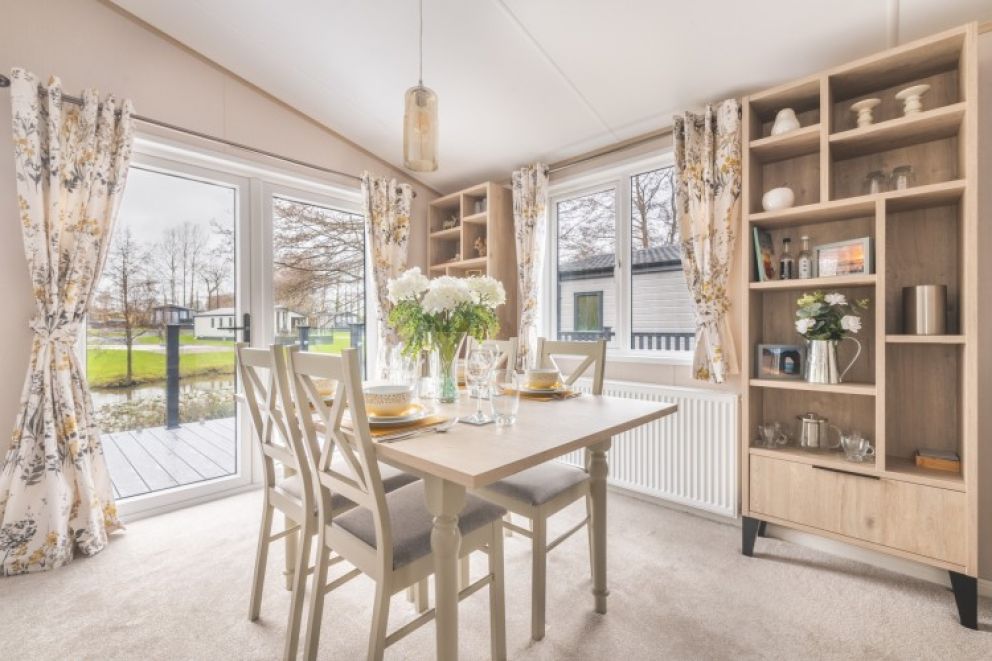 Lakeside Lodge at Green Hill Farm - dog friendly lodge for rent in the New Forest National Park