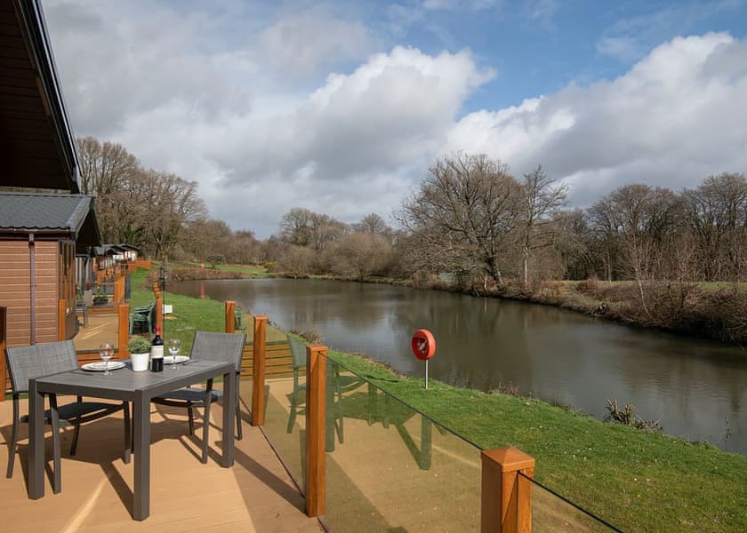 Lakeview Manor Lodges Honiton, Devon Self Catering Holiday Lodges