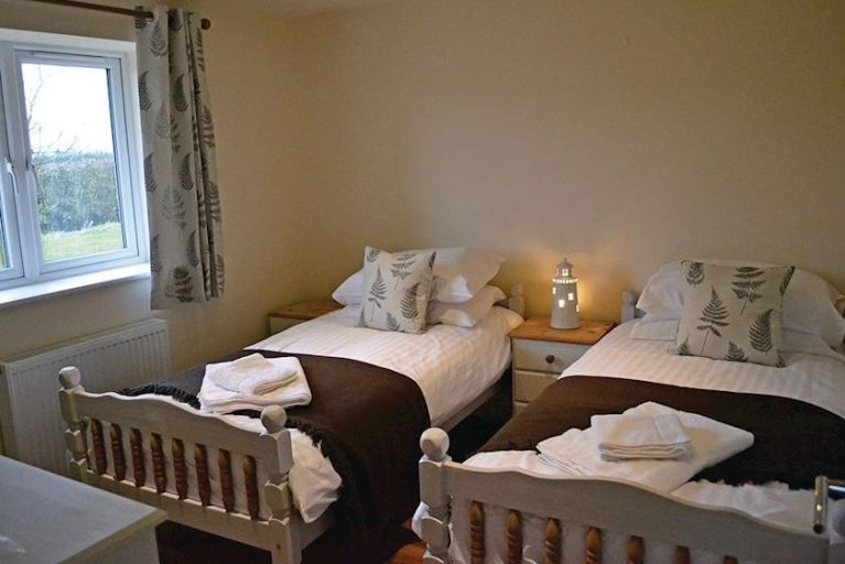 Little Moorland Farm Lodges Axbridge, Somerset Self Catering Holiday Lodges