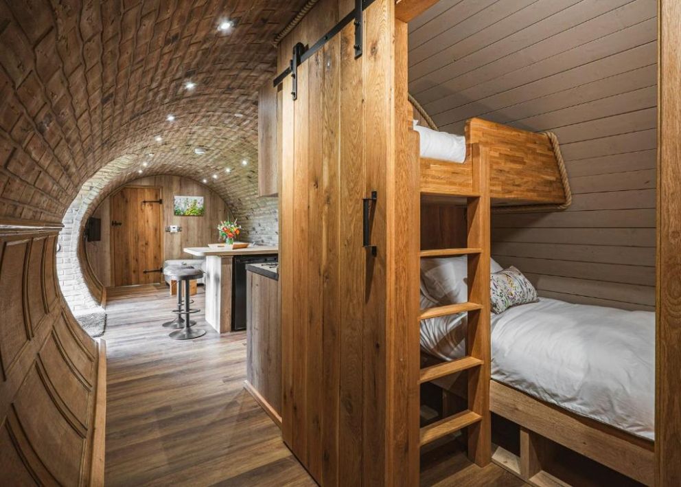 Luckington Burrows Somerset with hot tub