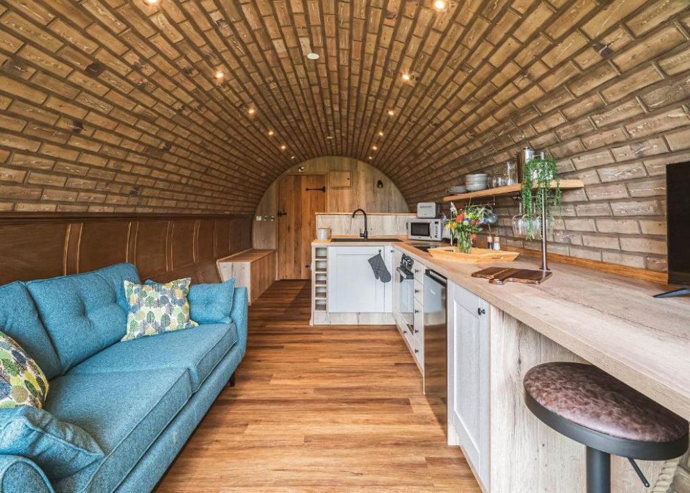 Luckington Burrows Somerset with hot tub