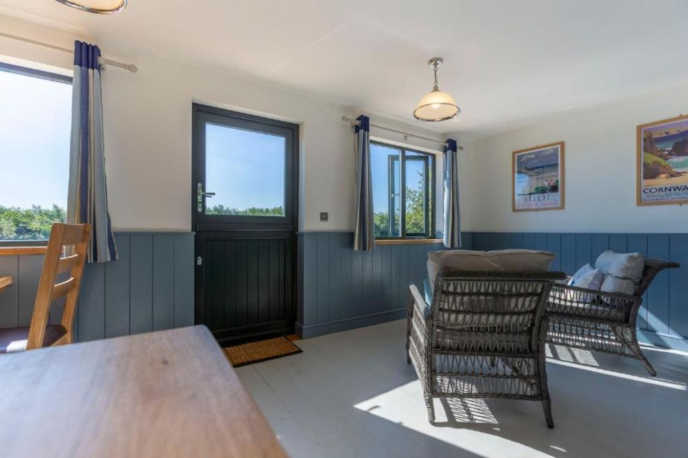 Lynstone Lakes in Bude - lakeside lodges for rent