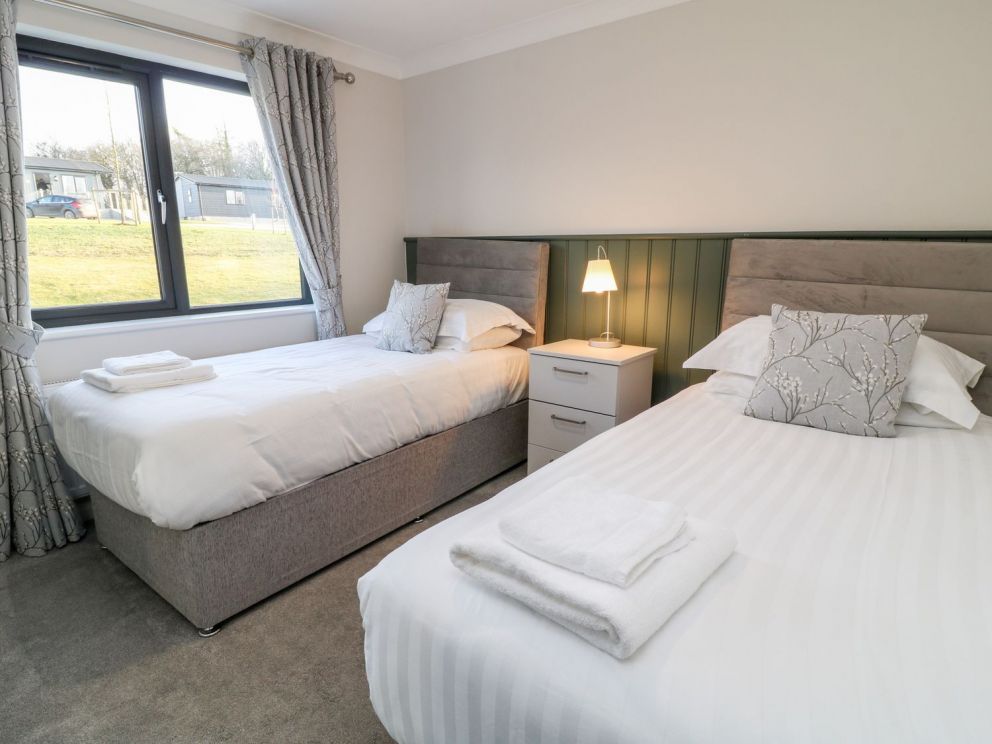 Mayflower in Broadwoodwidger, Devon - for rent with hot tub for up to 8 people