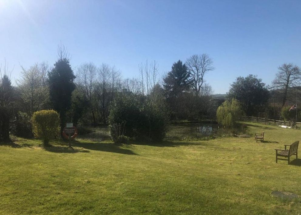 Oat Hill Lodges with hot tubs and fishing in Dorset