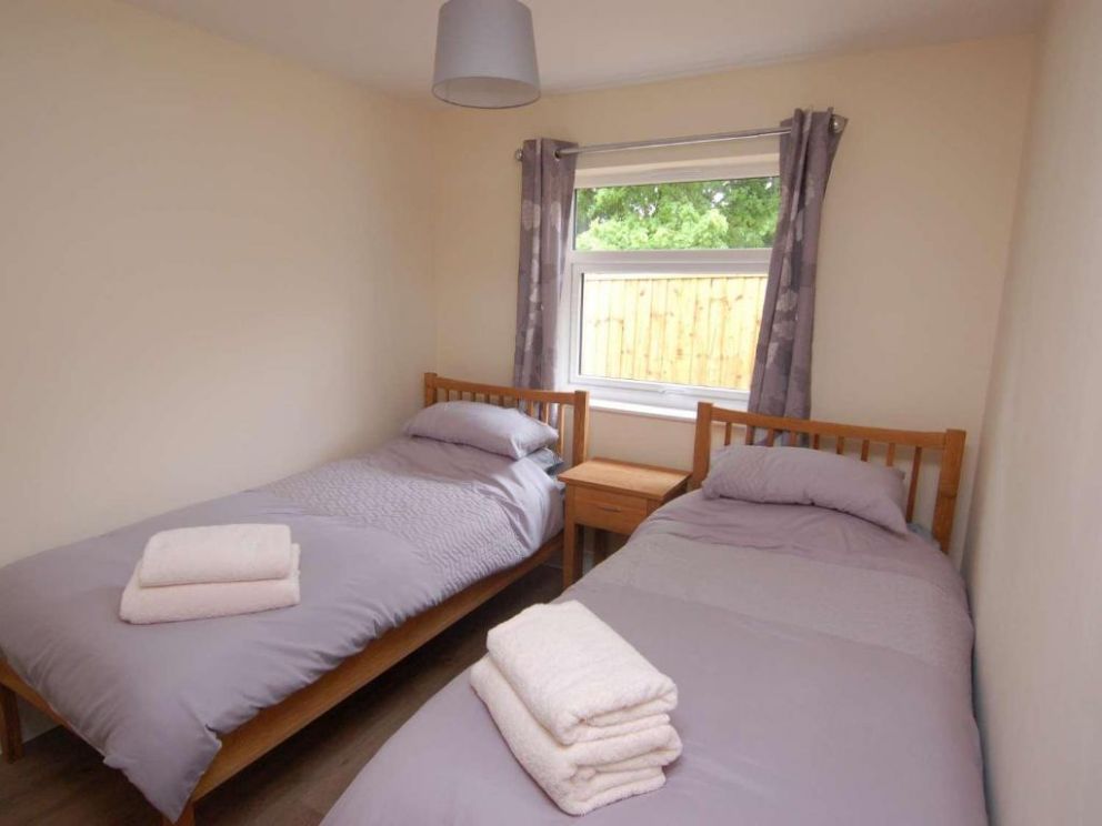 Old Walls Vineyard - pet friendly lodges to rent