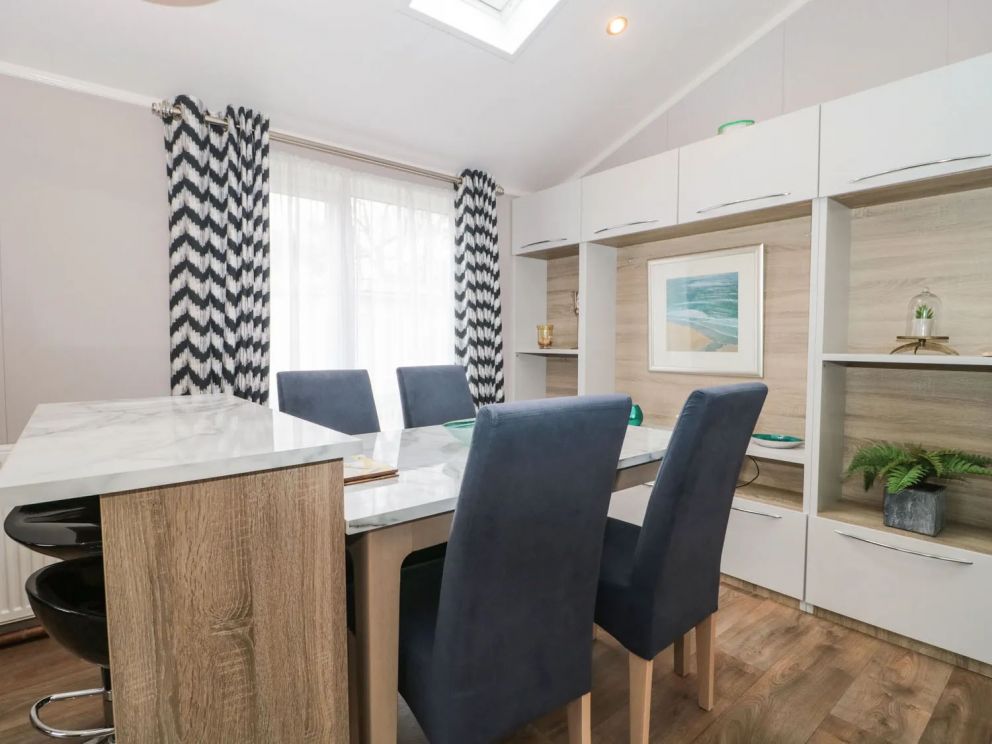 Owls Nest, Furzehill, Dorset - pet friendly, lodge on holiday park with outdoor pool, children's pool, volleyball, basketball & tennis courts, adventure playground, table tennis and dog paddock