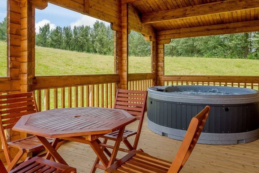 Peckmoor Farm Lodges Crewkerne, Dorset Self Catering Holiday Lodges