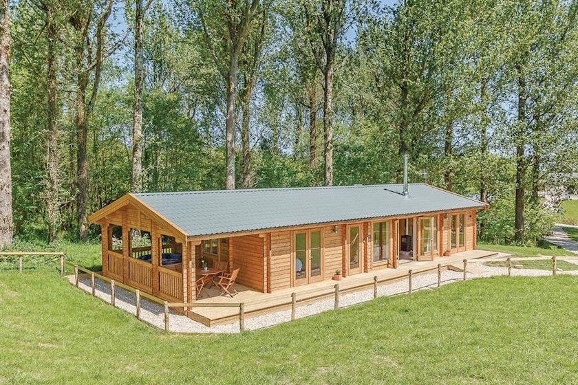 Peckmoor Farm Lodges Crewkerne, Dorset Self Catering Holiday Lodges